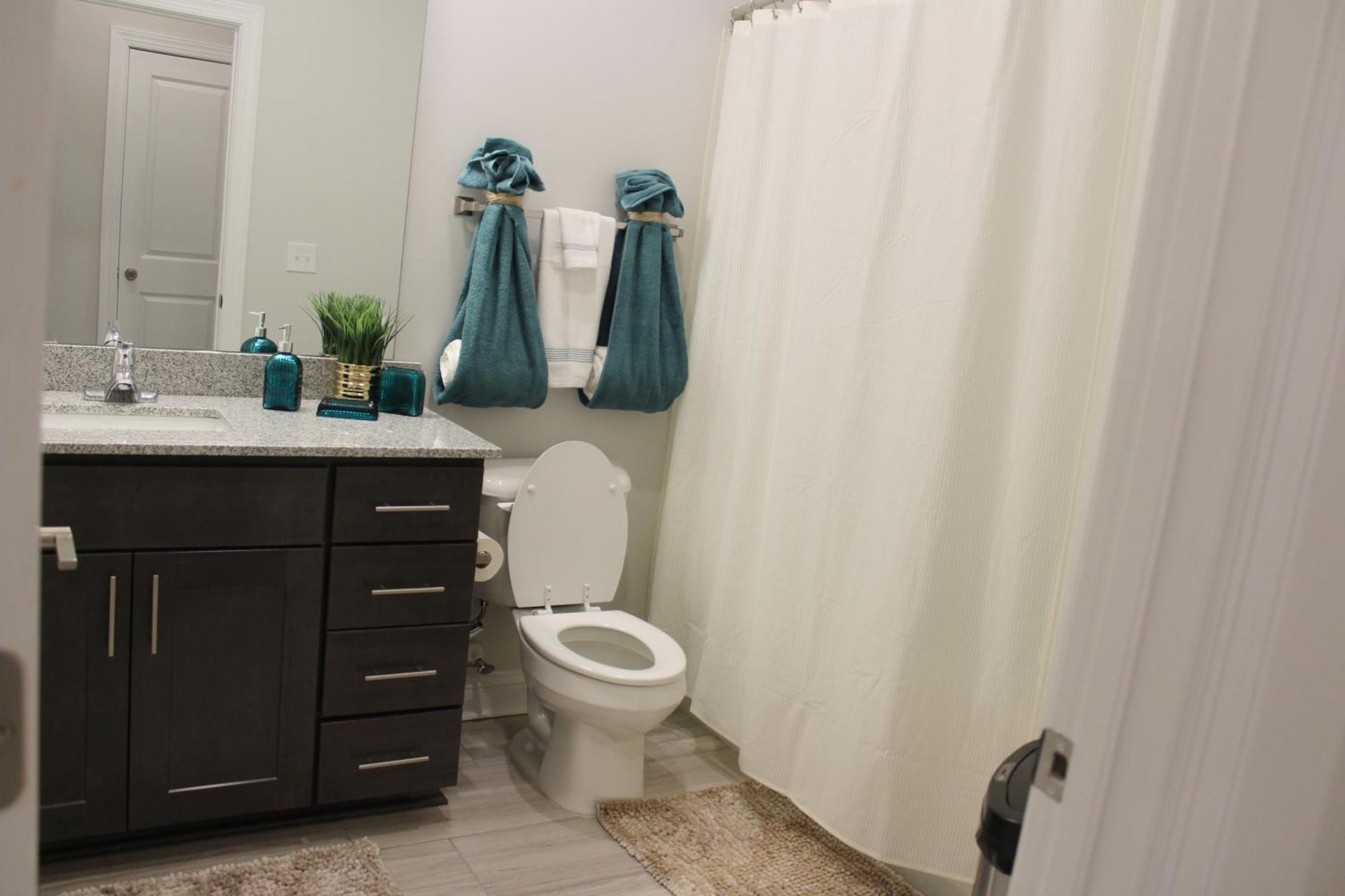 Quiet And Luxury Apartment - 10 Minutes From Ecu Winterville 외부 사진