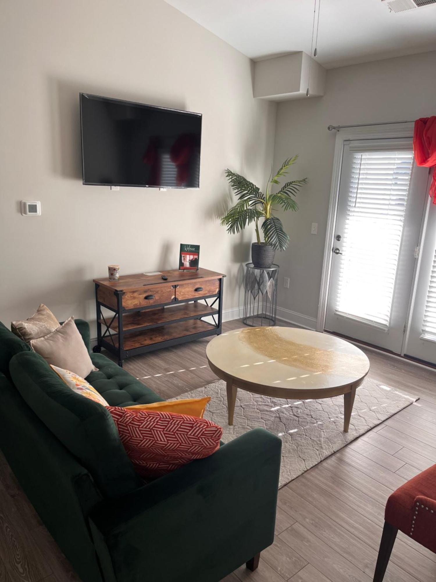 Quiet And Luxury Apartment - 10 Minutes From Ecu Winterville 외부 사진